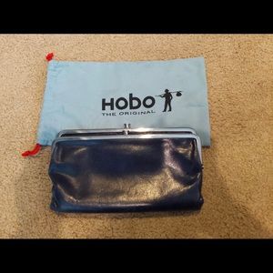 hobo lauren clutch